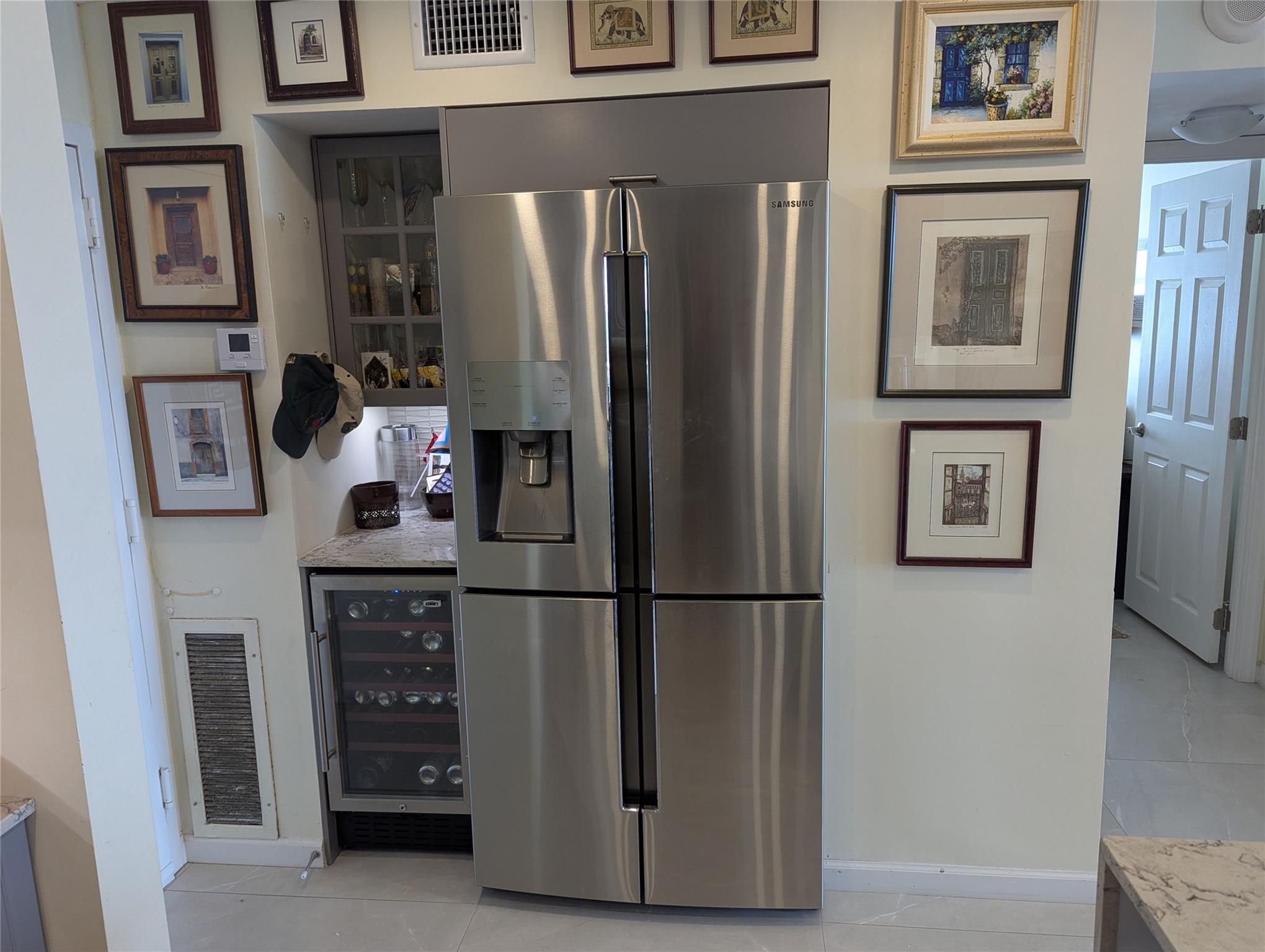 1800 N Andrews Ave 9G