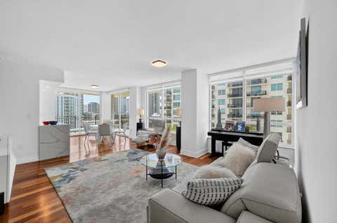 Tiny photo for 610 W LAS OLAS Boulevard #1118N, Fort Lauderdale, FL 33312 (MLS # B26054704)
