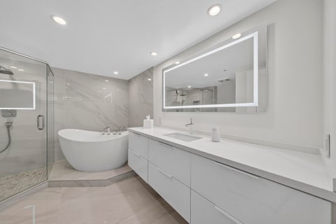 Tiny photo for 610 W LAS OLAS Boulevard #1118N, Fort Lauderdale, FL 33312 (MLS # B26054704)