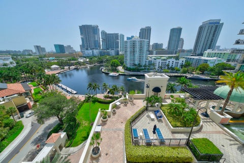 Tiny photo for 610 W LAS OLAS Boulevard #1118N, Fort Lauderdale, FL 33312 (MLS # B26054704)