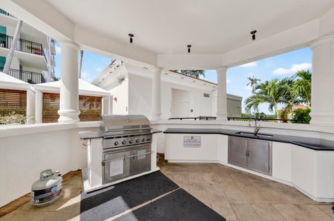 Tiny photo for 610 W LAS OLAS Boulevard #1118N, Fort Lauderdale, FL 33312 (MLS # B26054704)