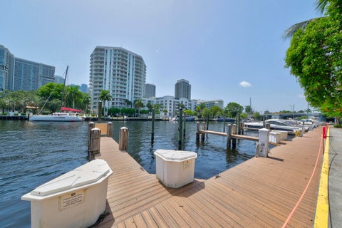Tiny photo for 610 W LAS OLAS Boulevard #1118N, Fort Lauderdale, FL 33312 (MLS # B26054704)