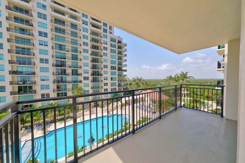 Tiny photo for 610 W LAS OLAS Boulevard #1118N, Fort Lauderdale, FL 33312 (MLS # B26054704)