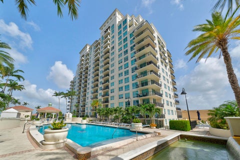 Tiny photo for 610 W LAS OLAS Boulevard #1118N, Fort Lauderdale, FL 33312 (MLS # B26054704)