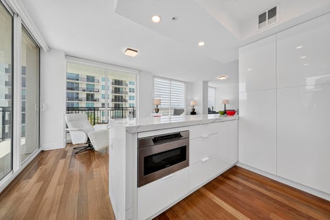 Tiny photo for 610 W LAS OLAS Boulevard #1118N, Fort Lauderdale, FL 33312 (MLS # B26054704)