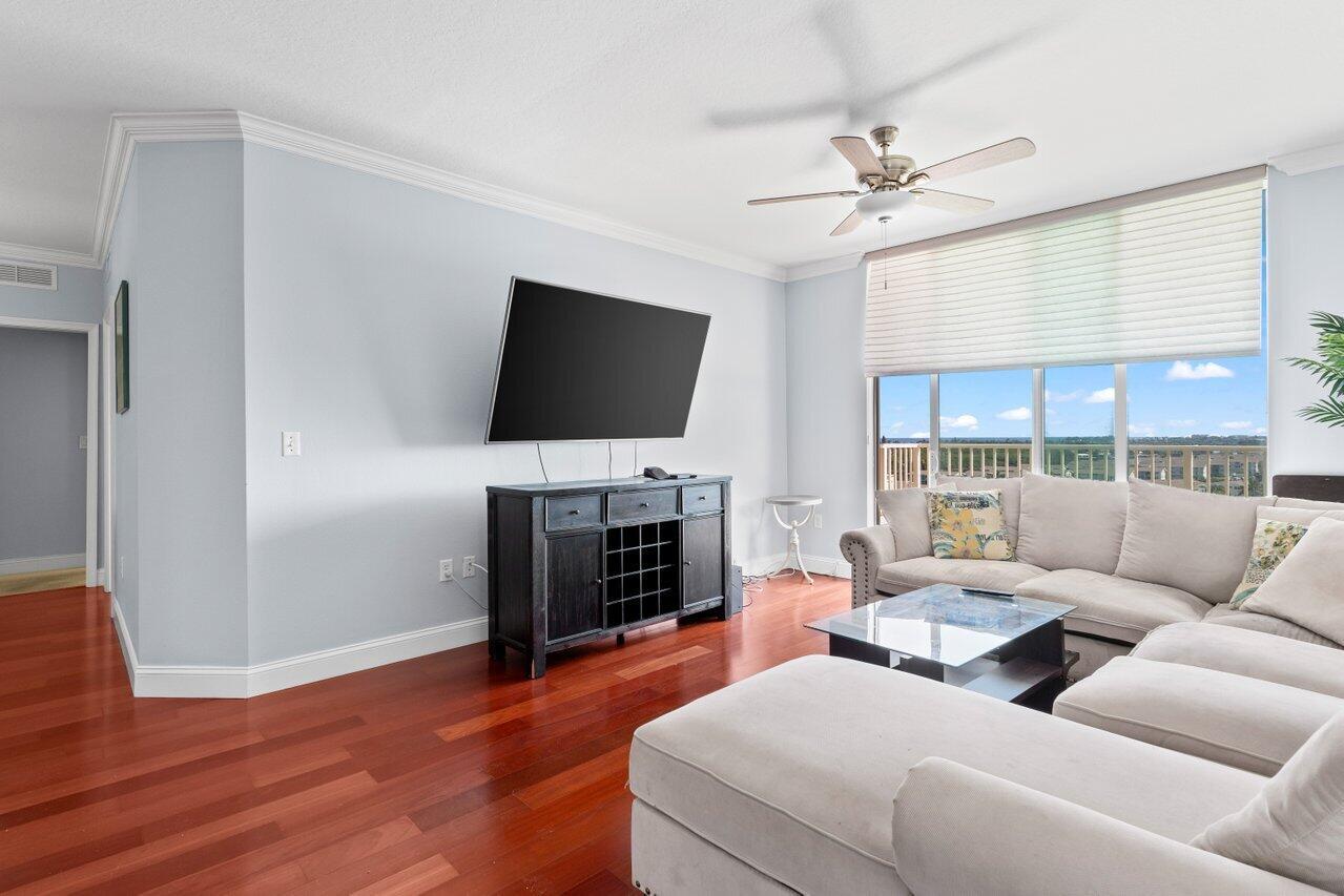 625 Casa Loma Boulevard 1008