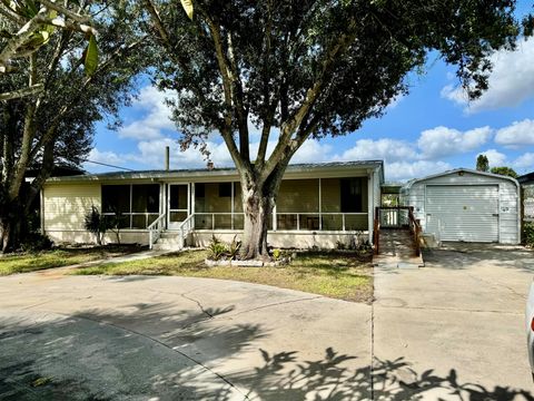 A home in Okeechobee