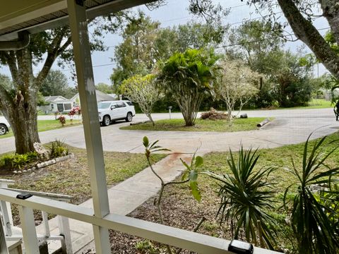 A home in Okeechobee