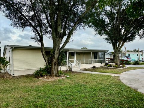 A home in Okeechobee