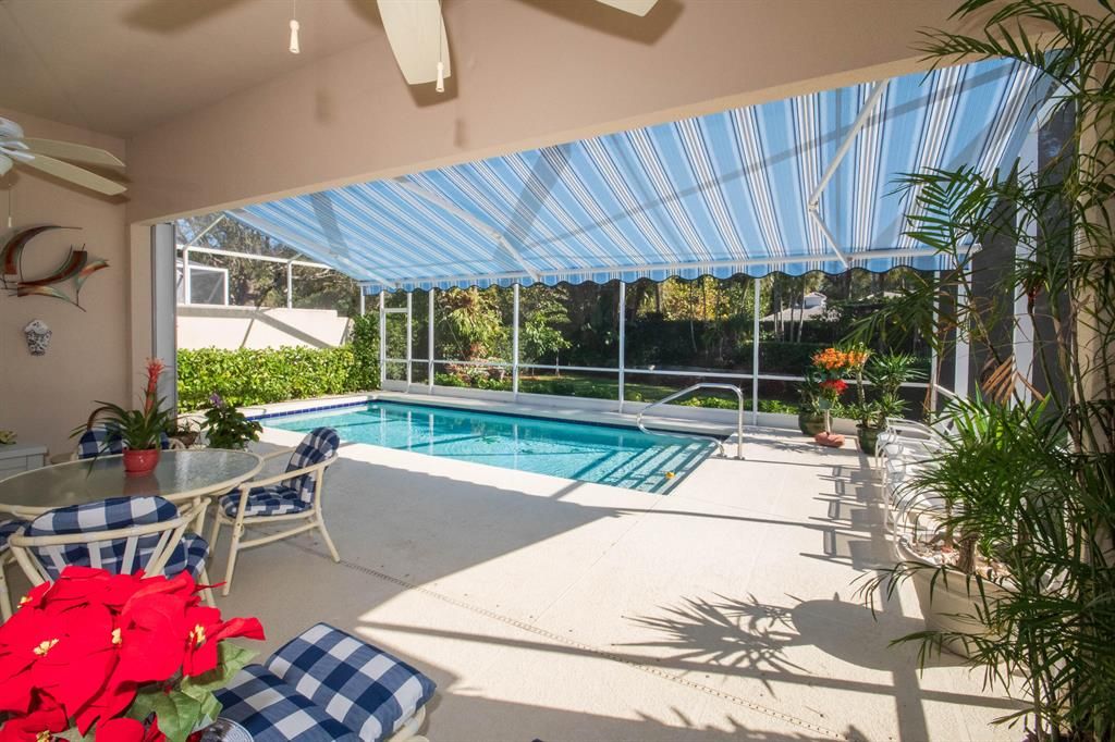 Photo of 307 Kelsey Park Circle, Palm Beach Gardens, FL 33410 (MLS # R10858393)