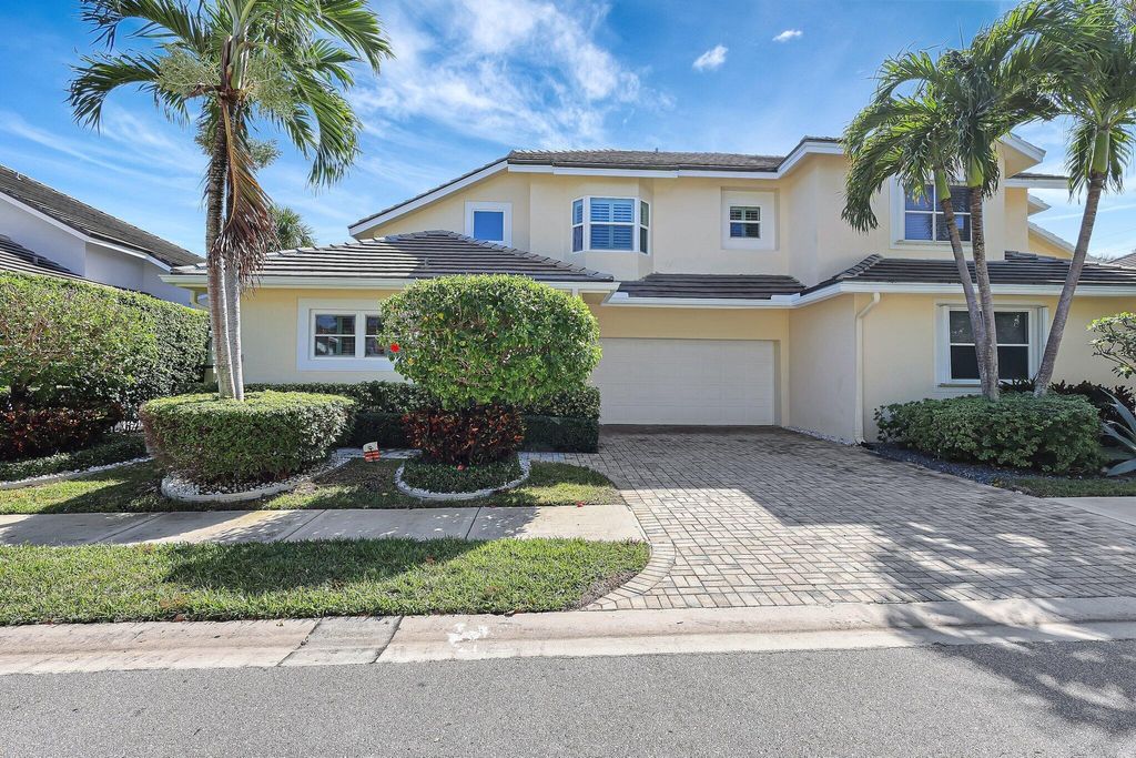 Photo of 3069 Mainsail Circle, Jupiter, FL 33477 (MLS # R11035744)