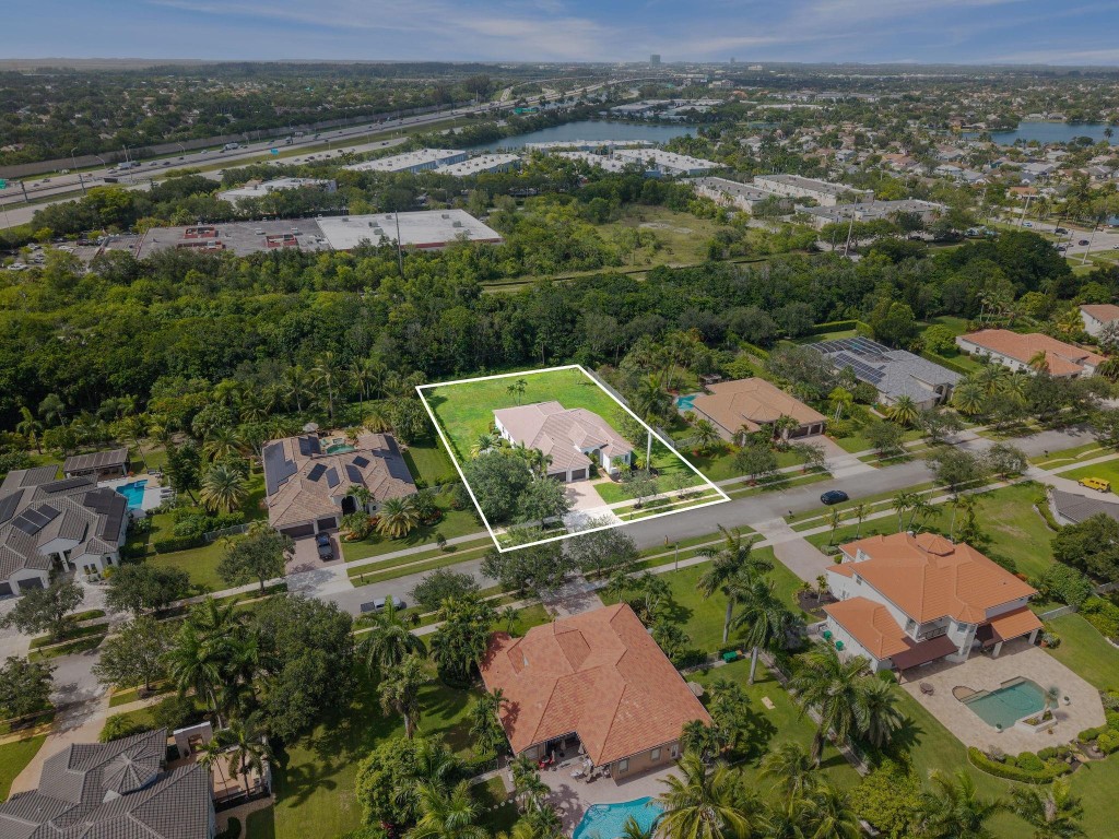 HIGHLAND RANCH ESTATES - Residential