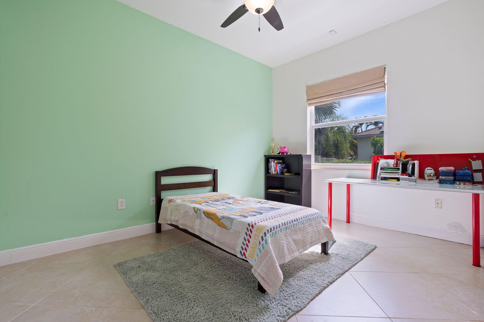 HIGHLAND RANCH ESTATES - Residential