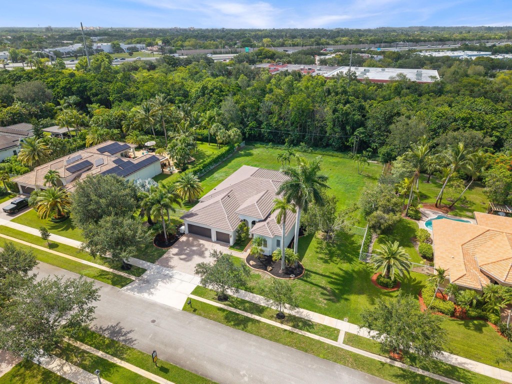 HIGHLAND RANCH ESTATES - Residential