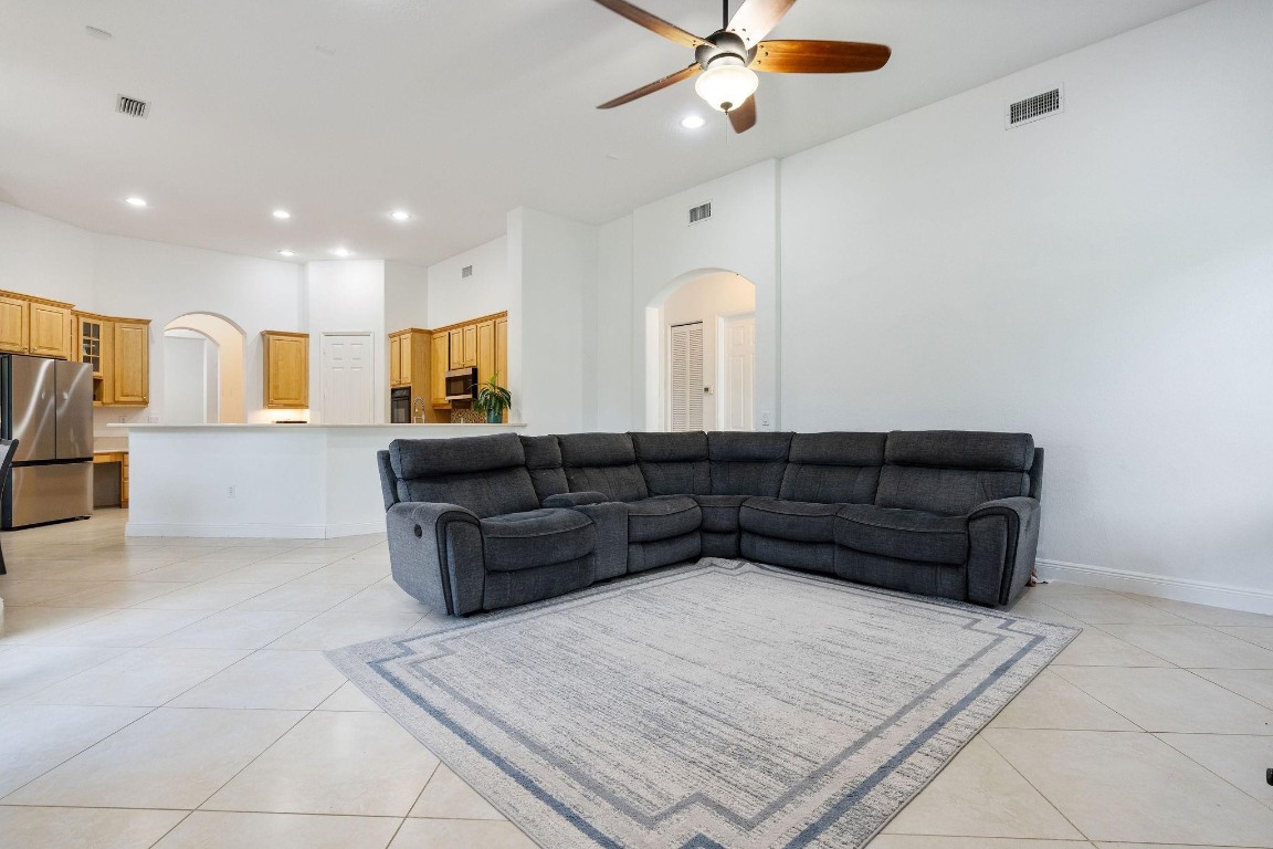 HIGHLAND RANCH ESTATES - Residential