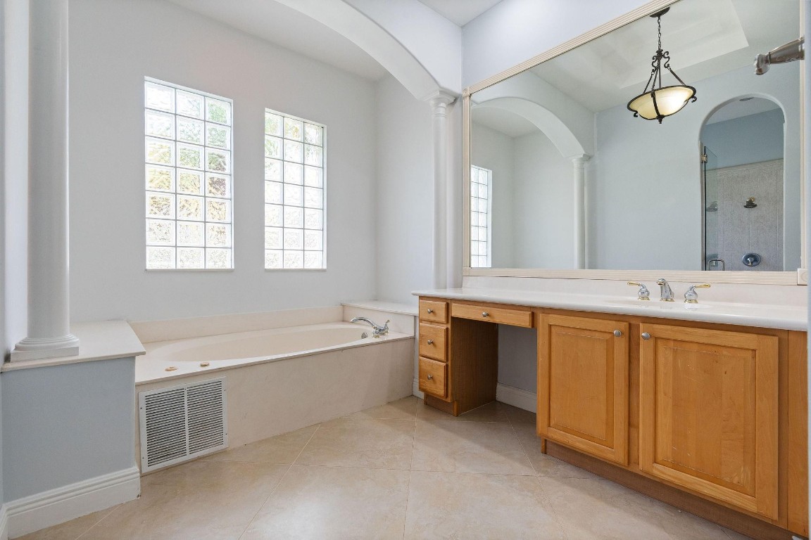 HIGHLAND RANCH ESTATES - Residential