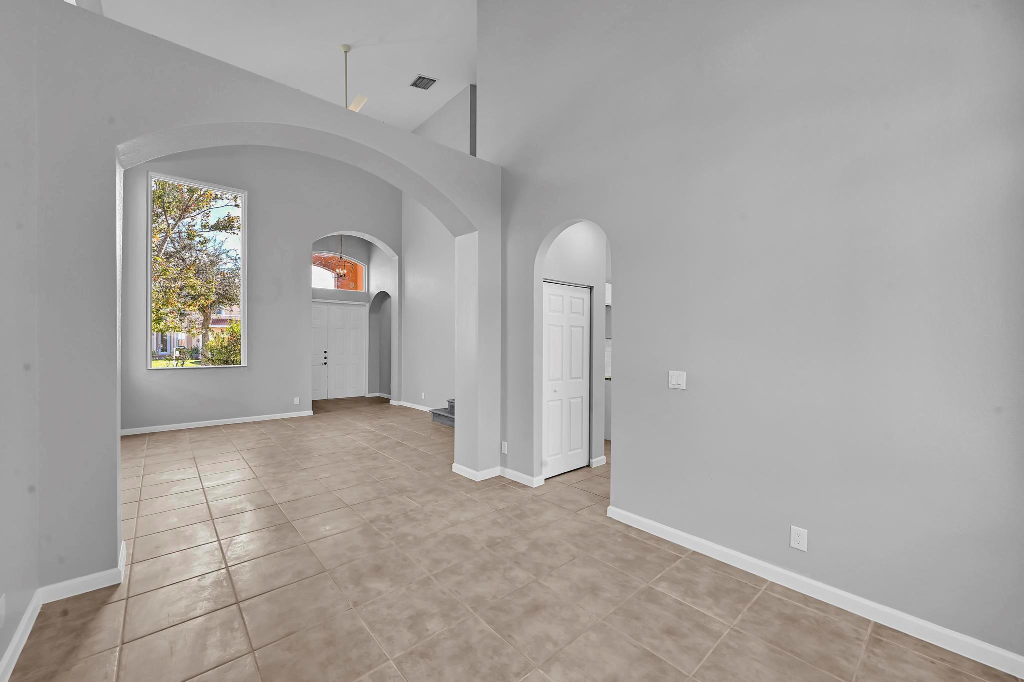 5557 Spanish River Road