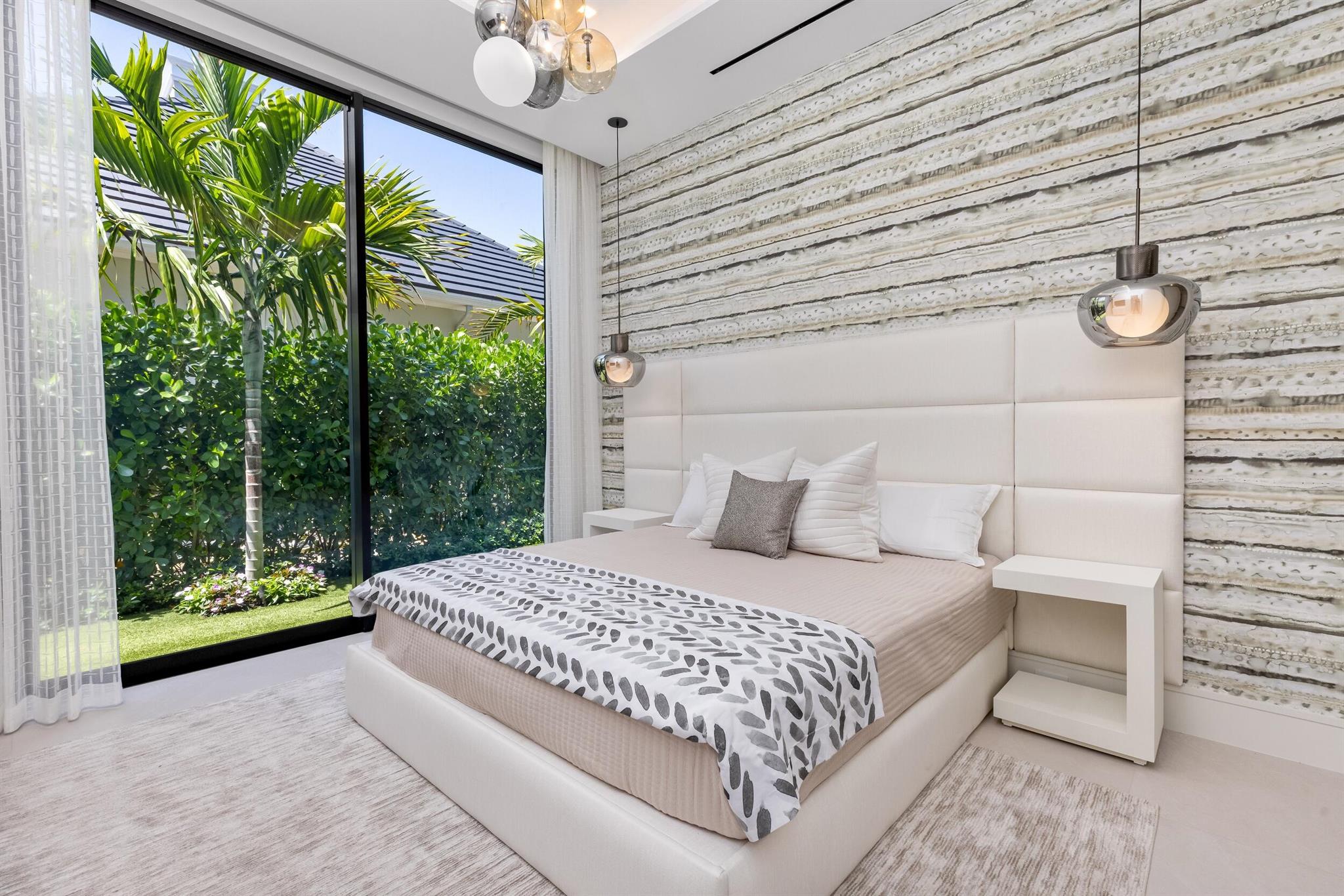 ROYAL PALM YACHT & COUNTR - Residential