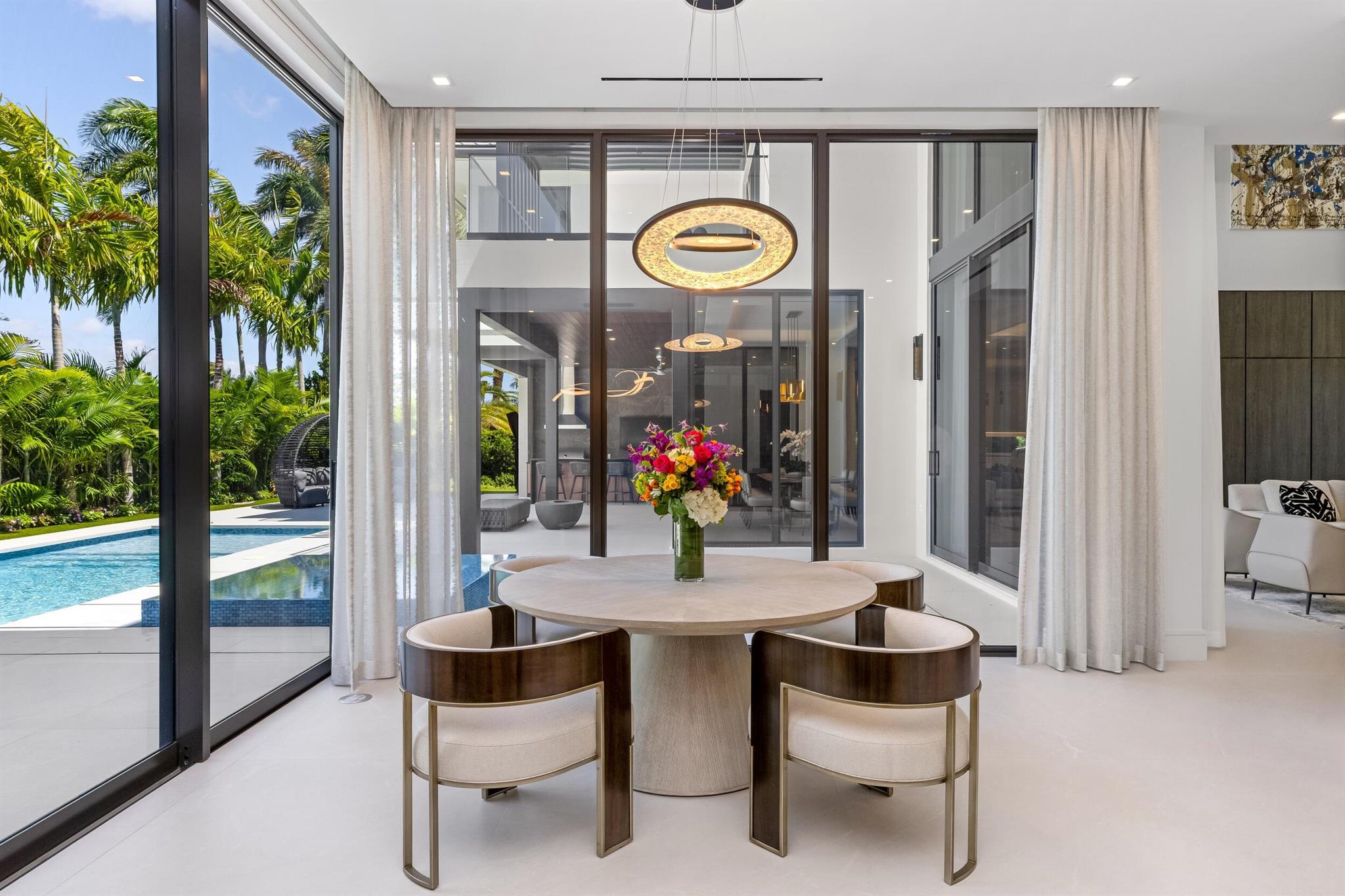 ROYAL PALM YACHT & COUNTR - Residential