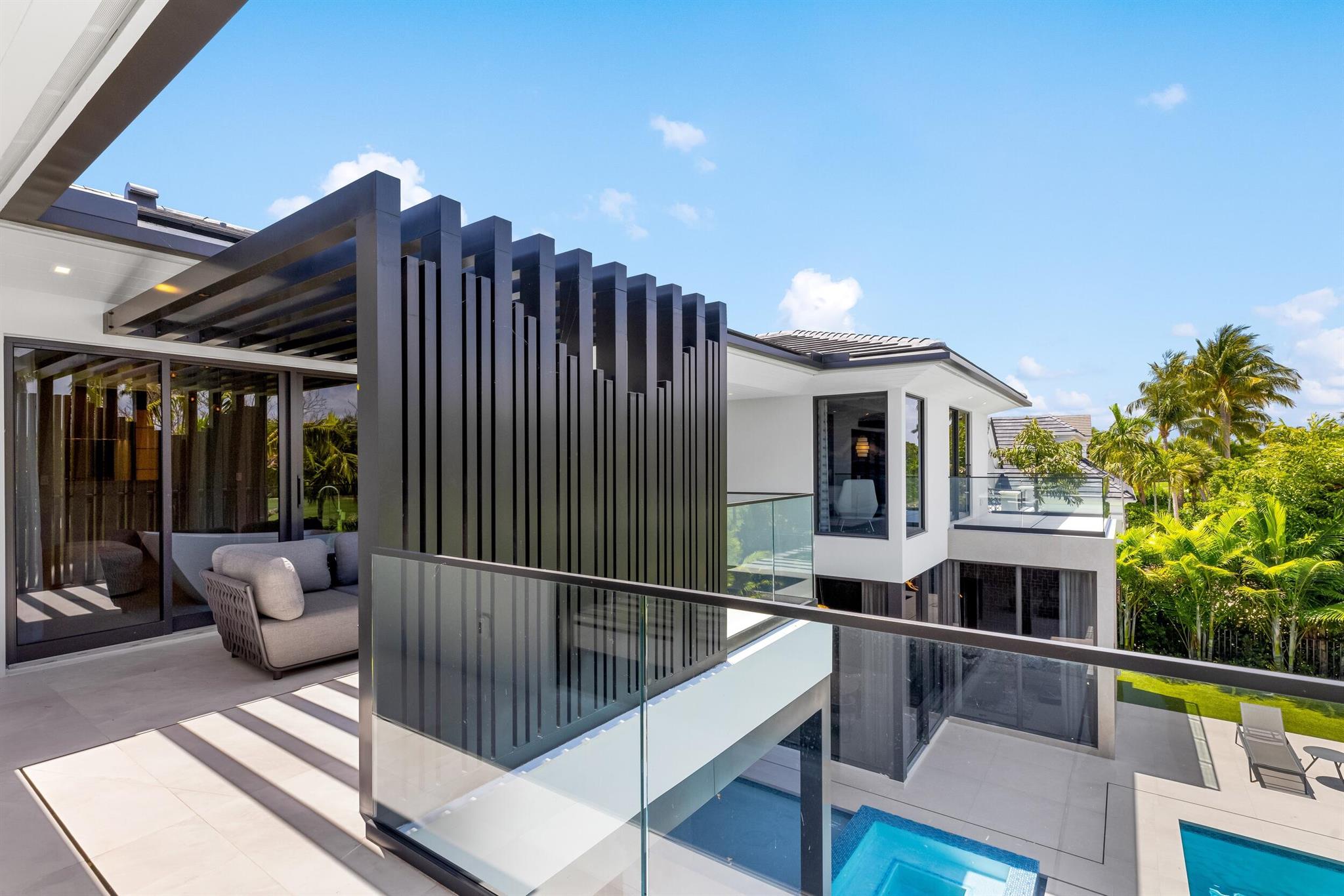 ROYAL PALM YACHT & COUNTR - Residential