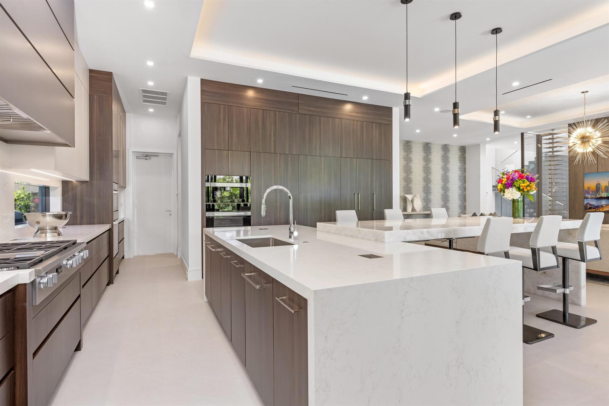 ROYAL PALM YACHT & COUNTR - Residential