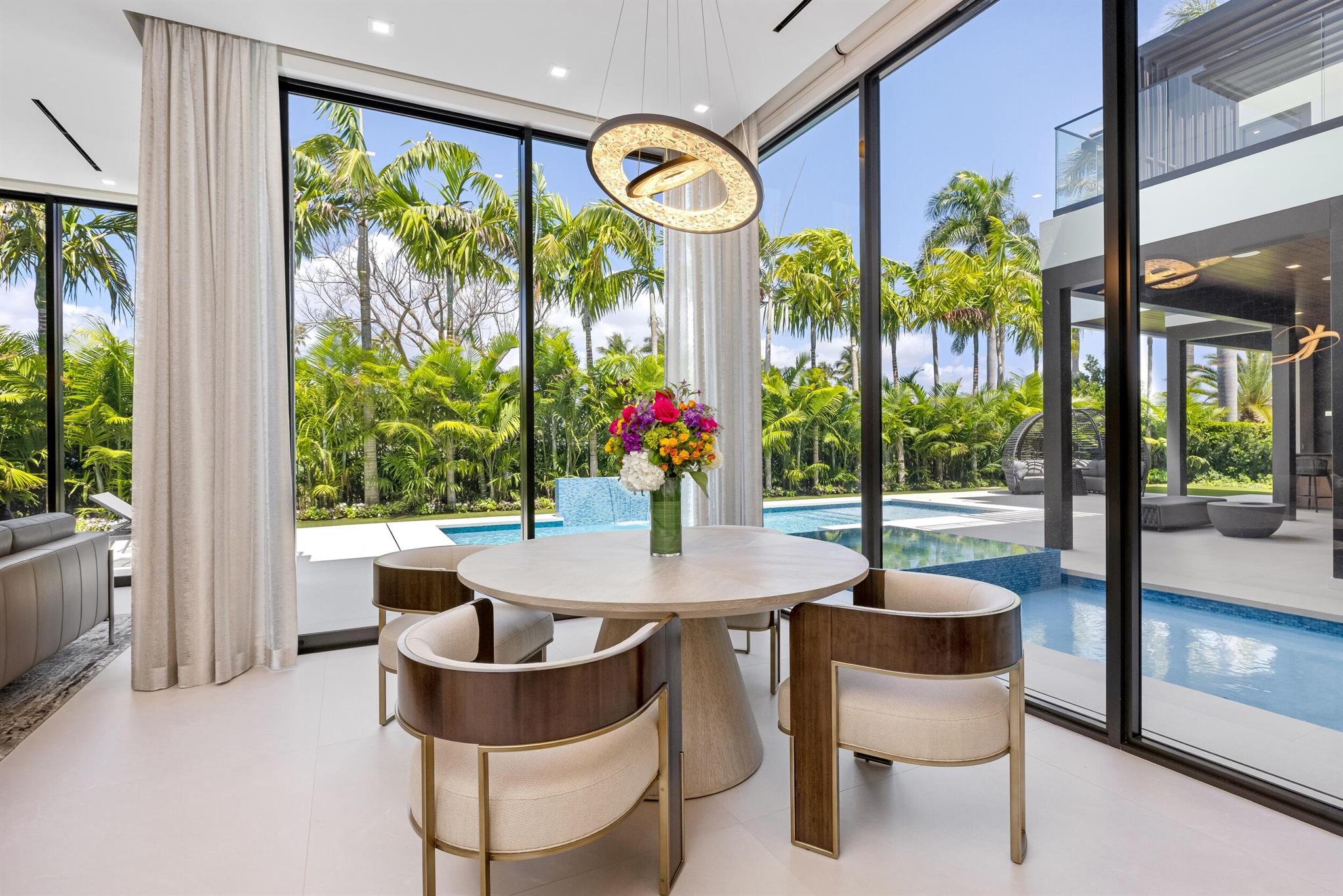 ROYAL PALM YACHT & COUNTR - Residential