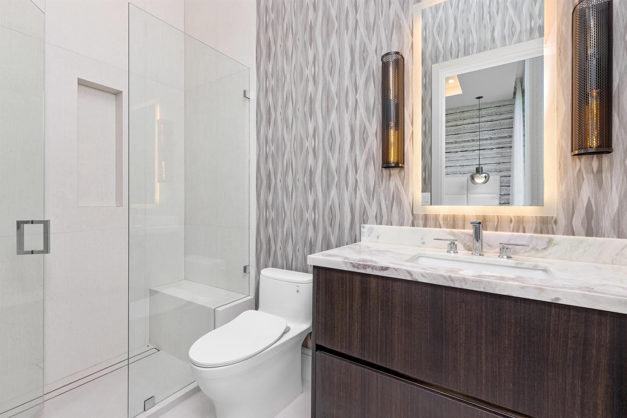 ROYAL PALM YACHT & COUNTR - Residential