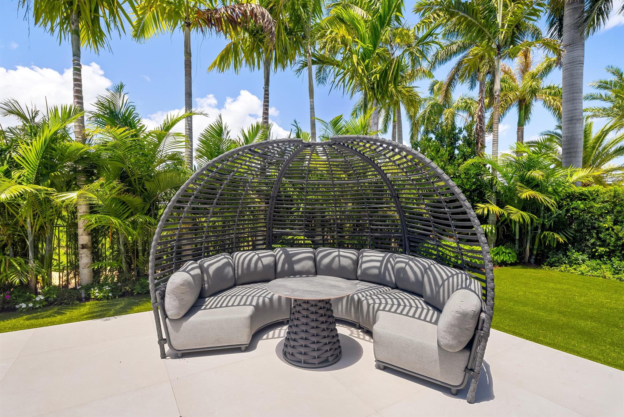 ROYAL PALM YACHT & COUNTR - Residential