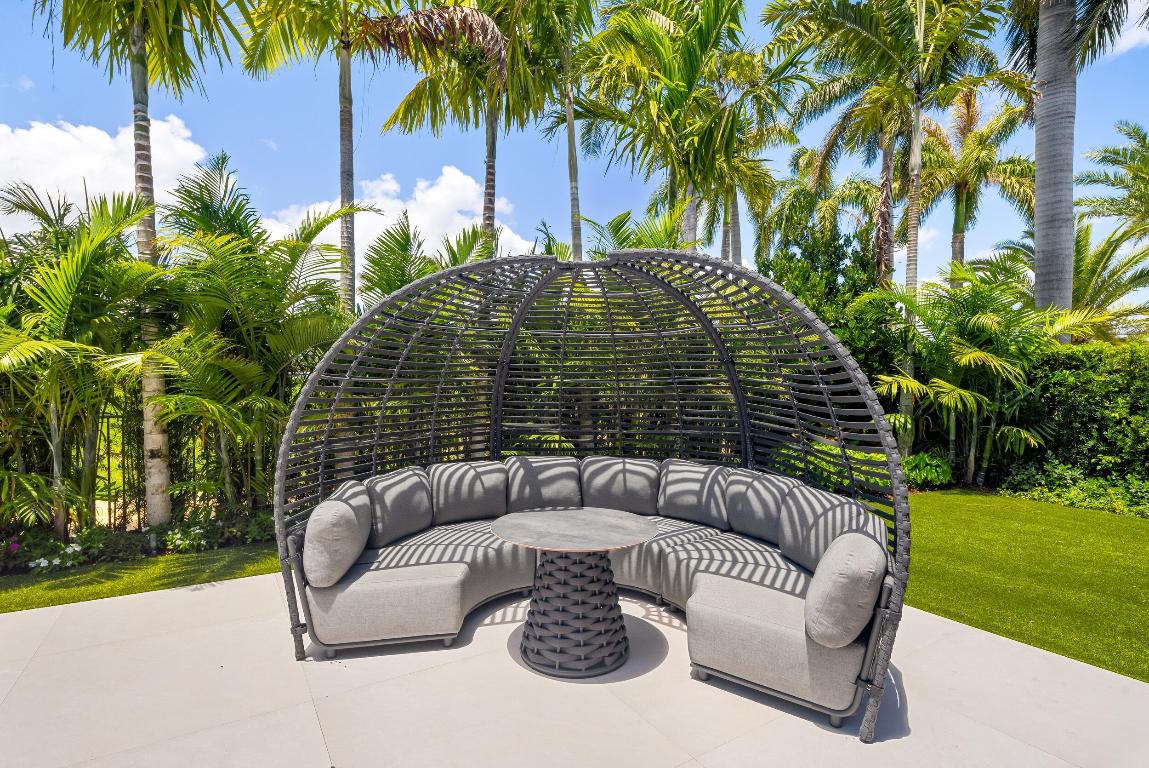 ROYAL PALM YACHT & COUNTRY CLUB - Residential