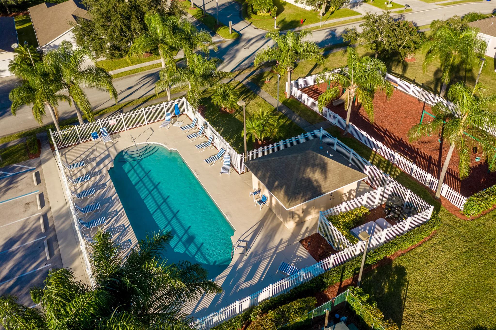 WATERFORD LAKES SUBDIVISI - Residential Lease