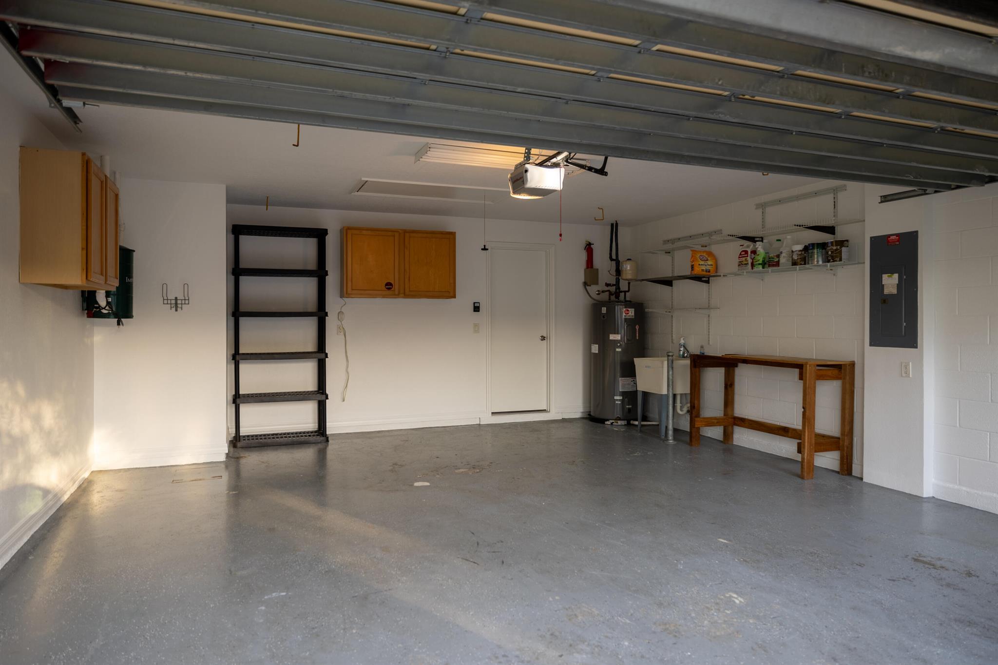 WATERFORD LAKES SUBDIVISI - Residential Lease