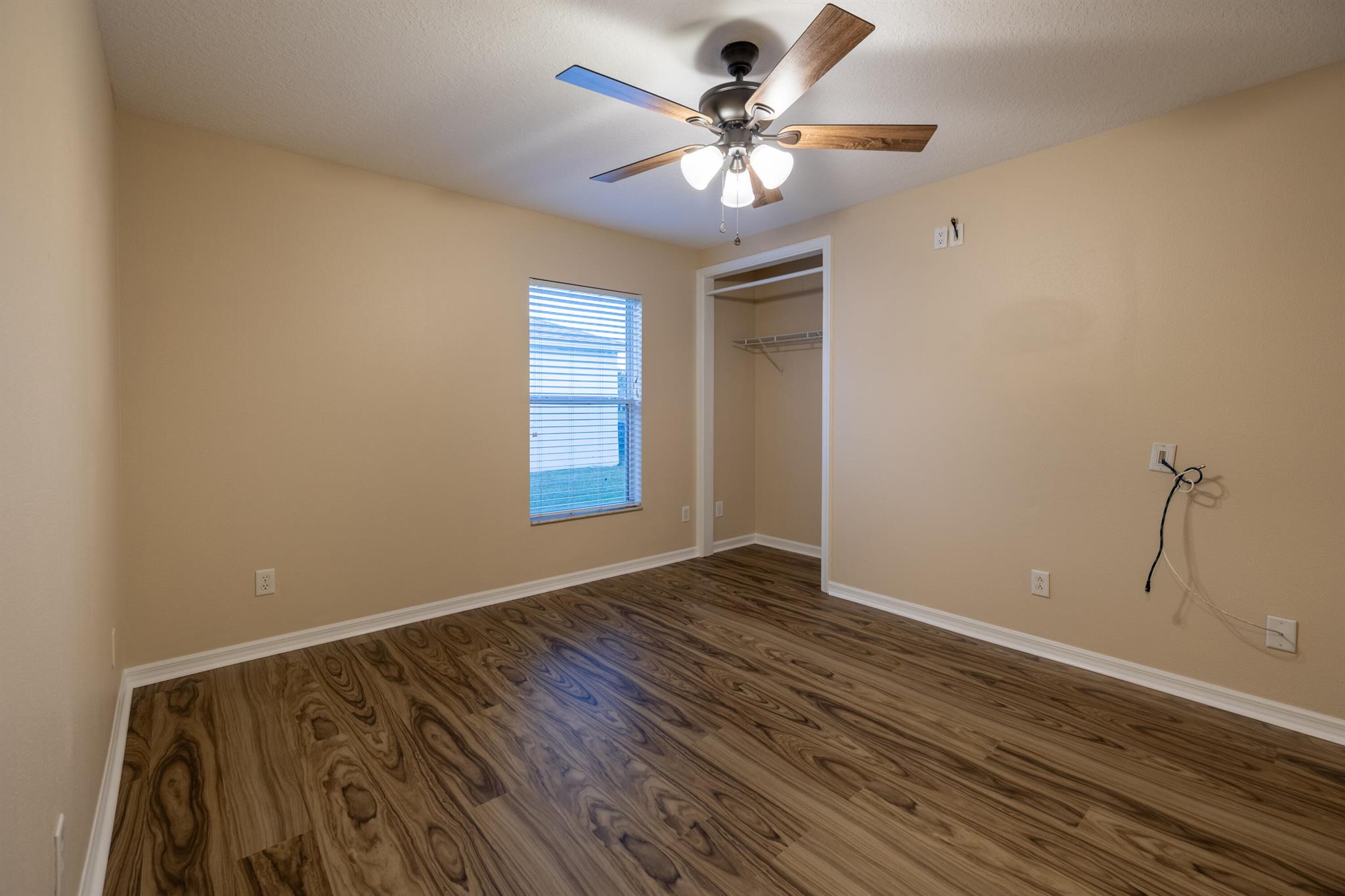 WATERFORD LAKES SUBDIVISI - Residential Lease