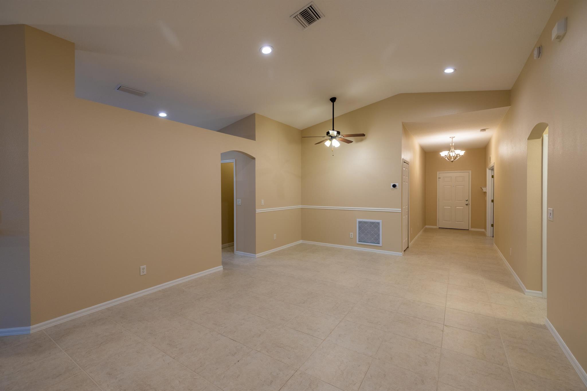 WATERFORD LAKES SUBDIVISI - Residential Lease