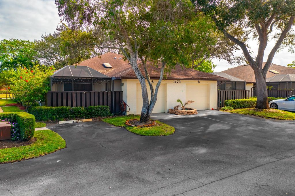 Photo of 1473 Captains Walk #38, Fort Pierce, FL 34950 (MLS # R10992262)