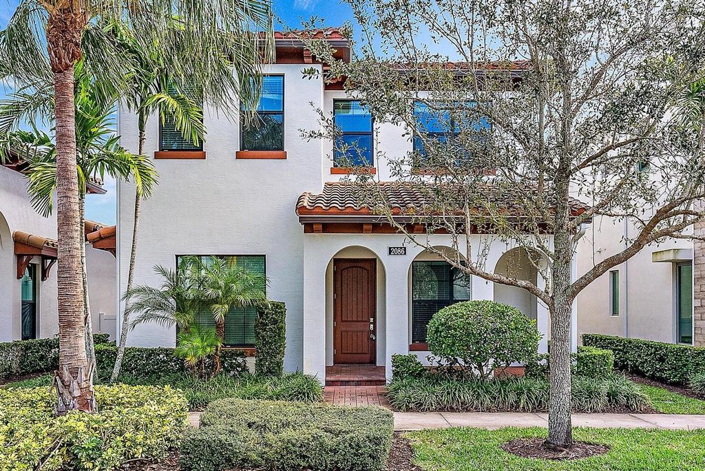 Photo of 2086 Dickens Ter, Palm Beach Gardens, FL 33418 (MLS # R11078980)