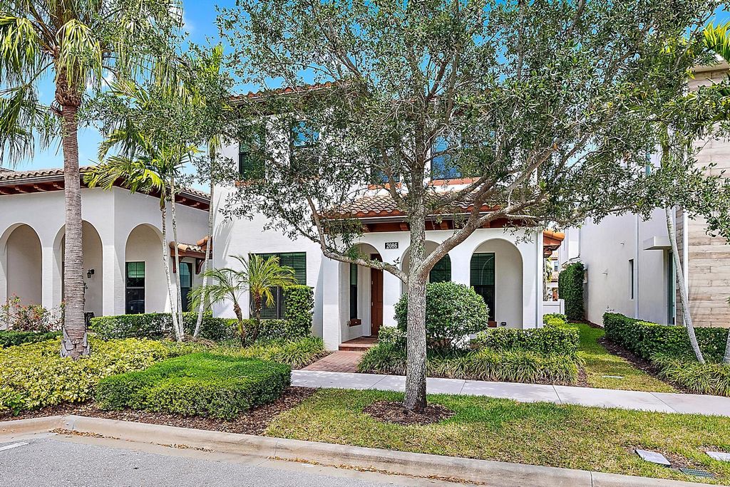 Photo of 2086 Dickens Ter, Palm Beach Gardens, FL 33418 (MLS # R11078980)