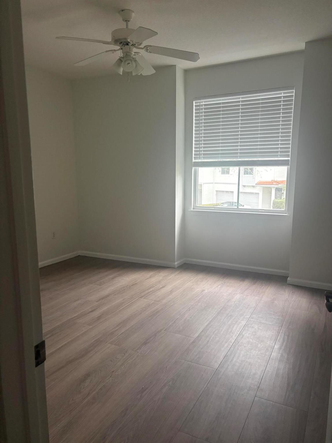 TIERRA VERDE AT DELRAY BE - Residential Lease