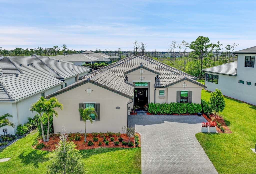 Photo of 13865 SE Blackwood Drive, Port Saint Lucie, FL 34984 (MLS # B26063656)