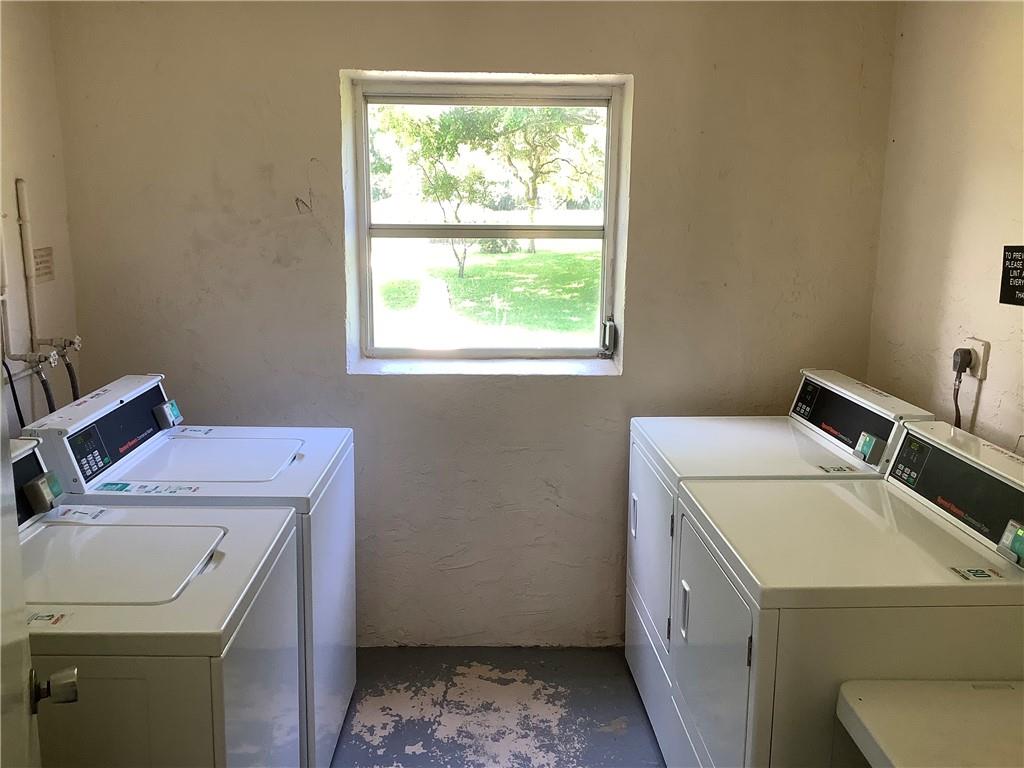 Palm-Aire Country Club - Residential