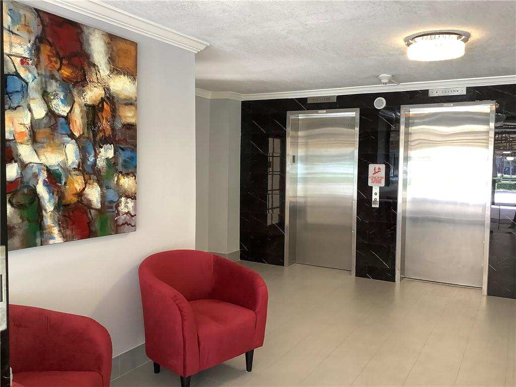 Palm-Aire Country Club - Residential