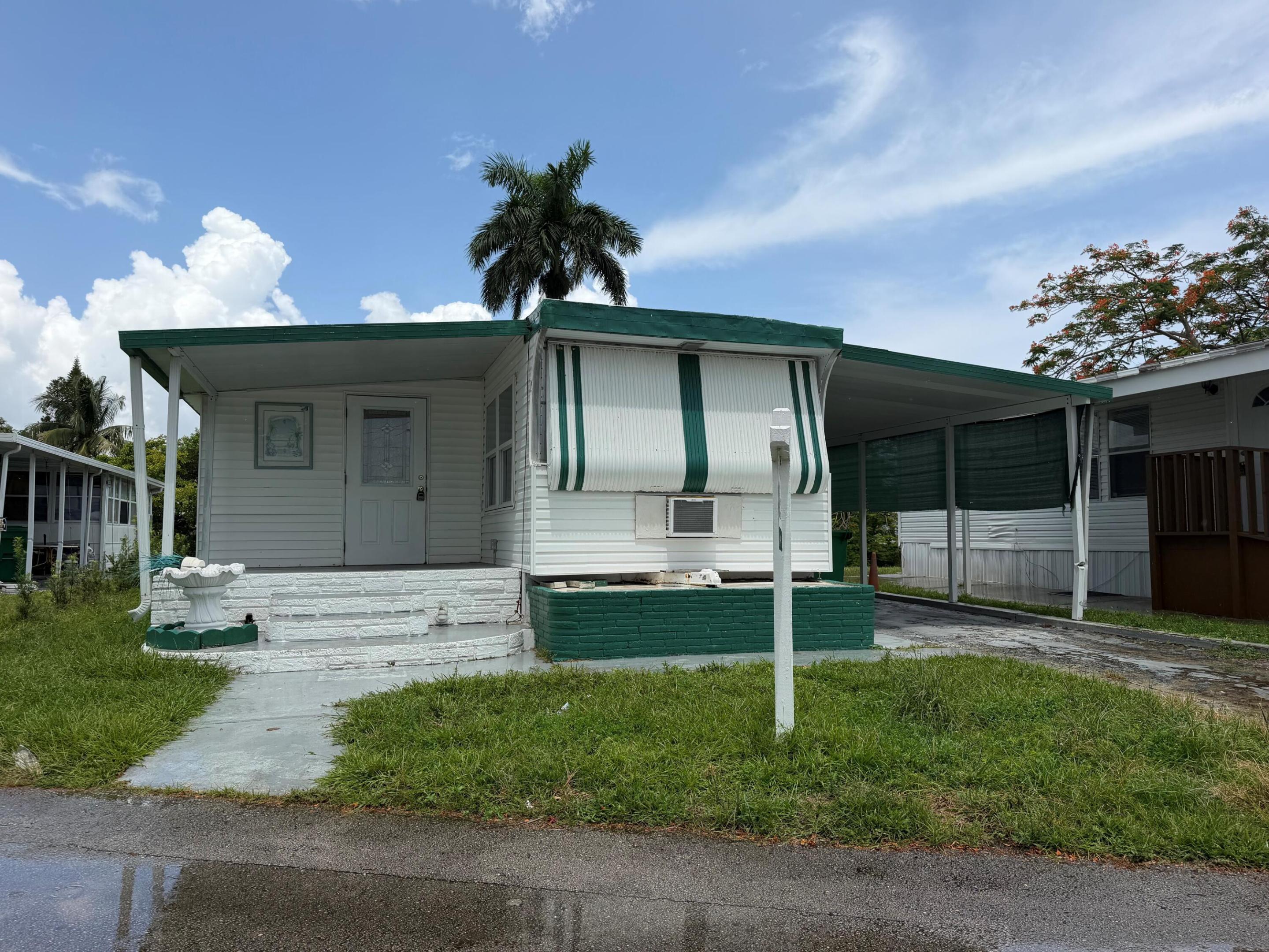1670 SW 85th Avenue