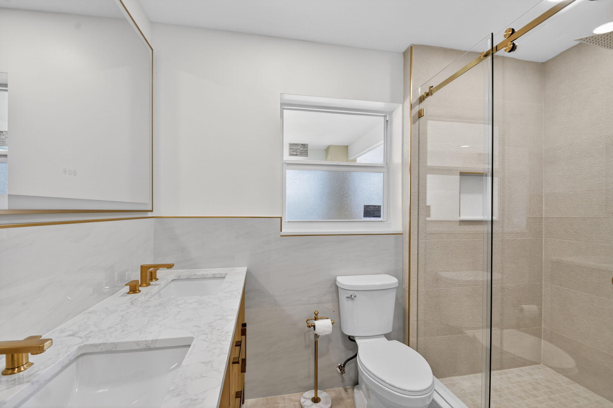 YACHT HARBOR MANOR - Residential Lease
