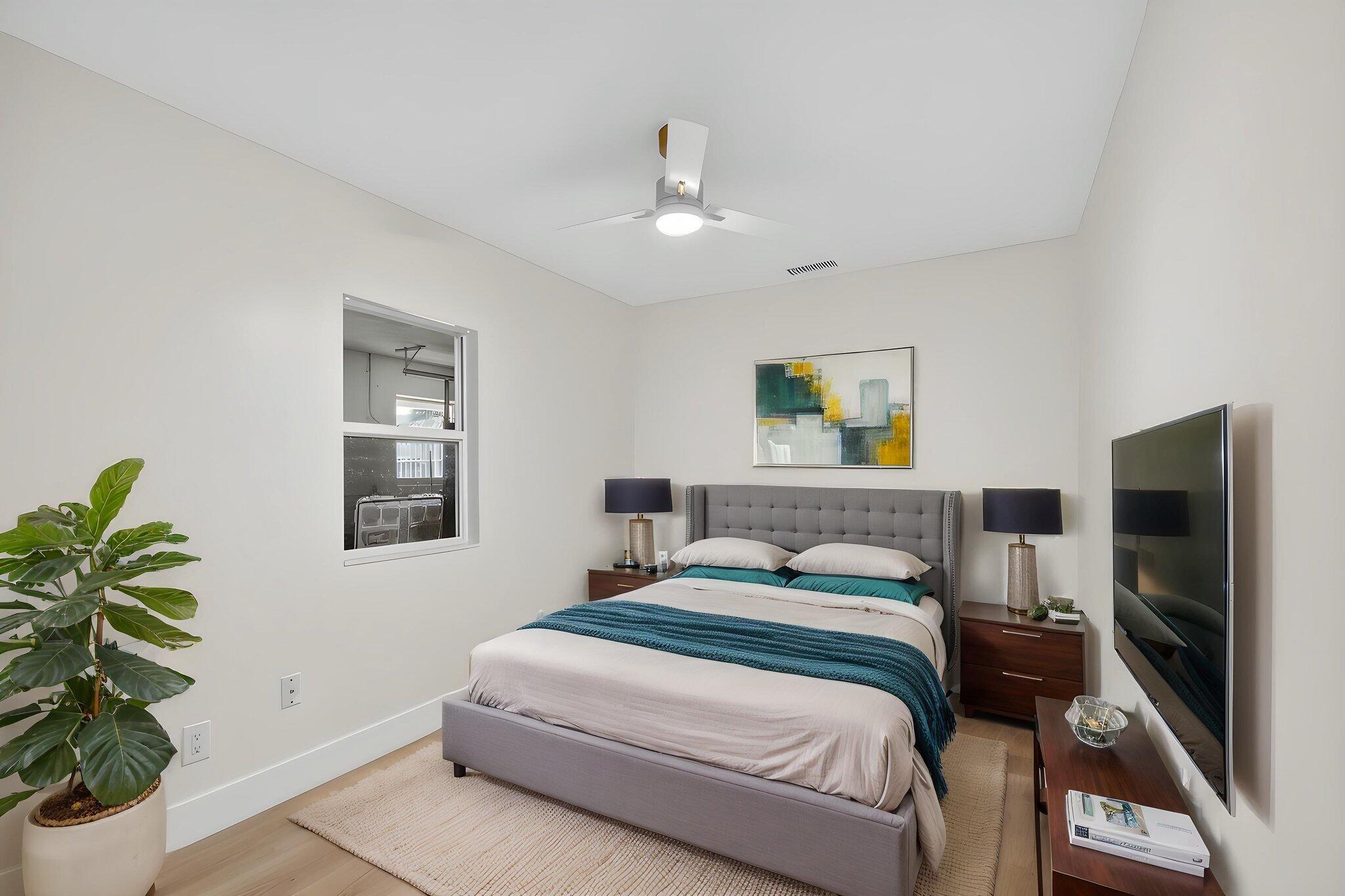 YACHT HARBOR MANOR - Residential Lease