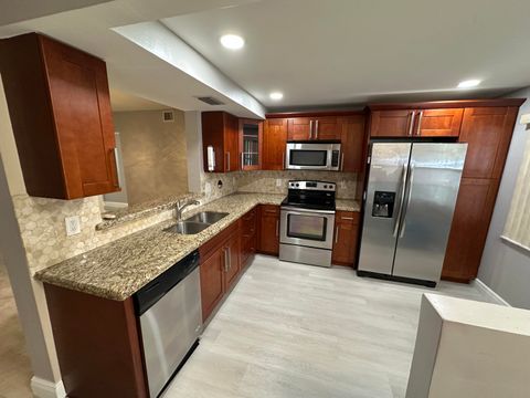 2201 Lucaya Bend M1 Coconut Creek FL 33066