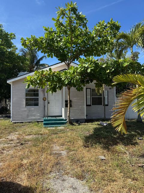 2127 Cleveland St FRONT Hollywood FL 33020