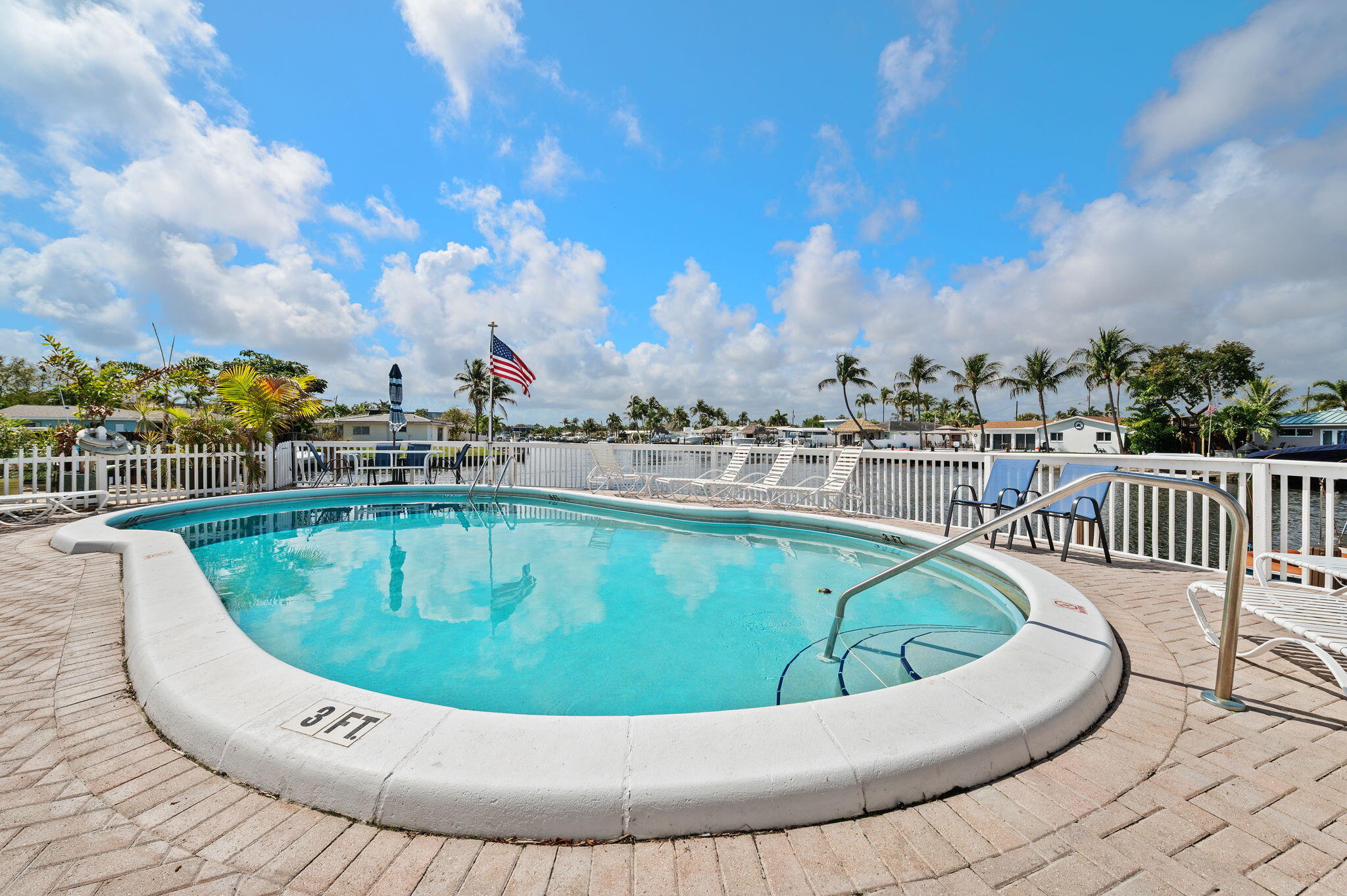 GRAND VIEW ARMS CONDO - Residential