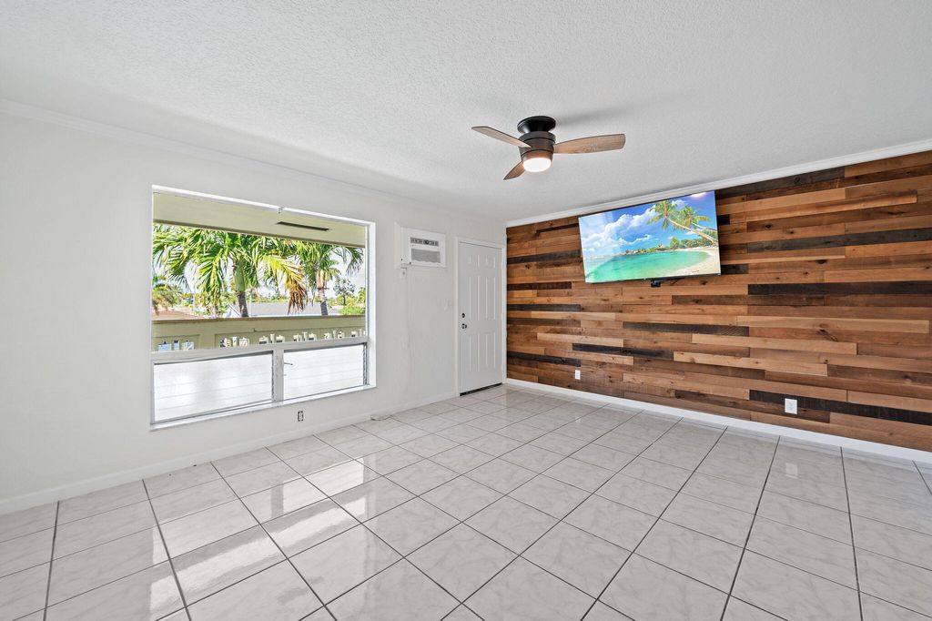 Photo of 1780 SE 4th Street, Pompano Beach, FL 33060 (MLS # B26001396)