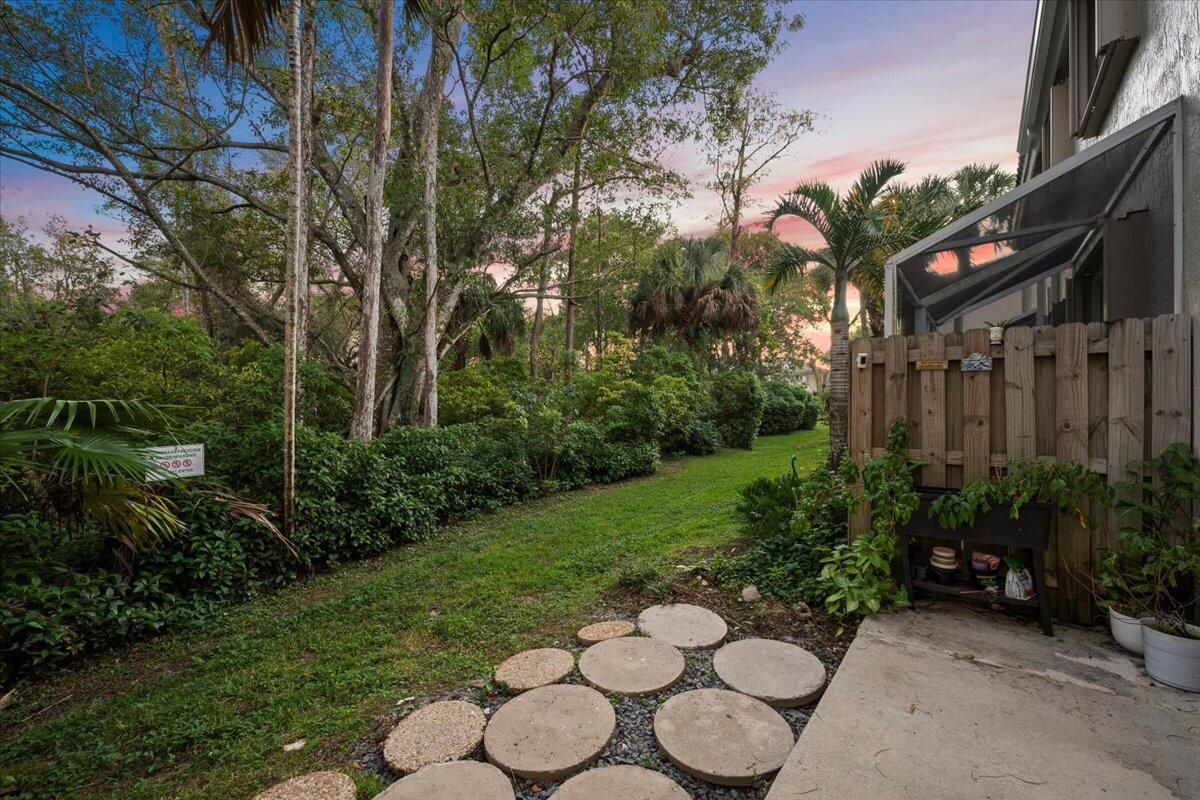 SAWGRASS EXCHANGE PLAT - Residential