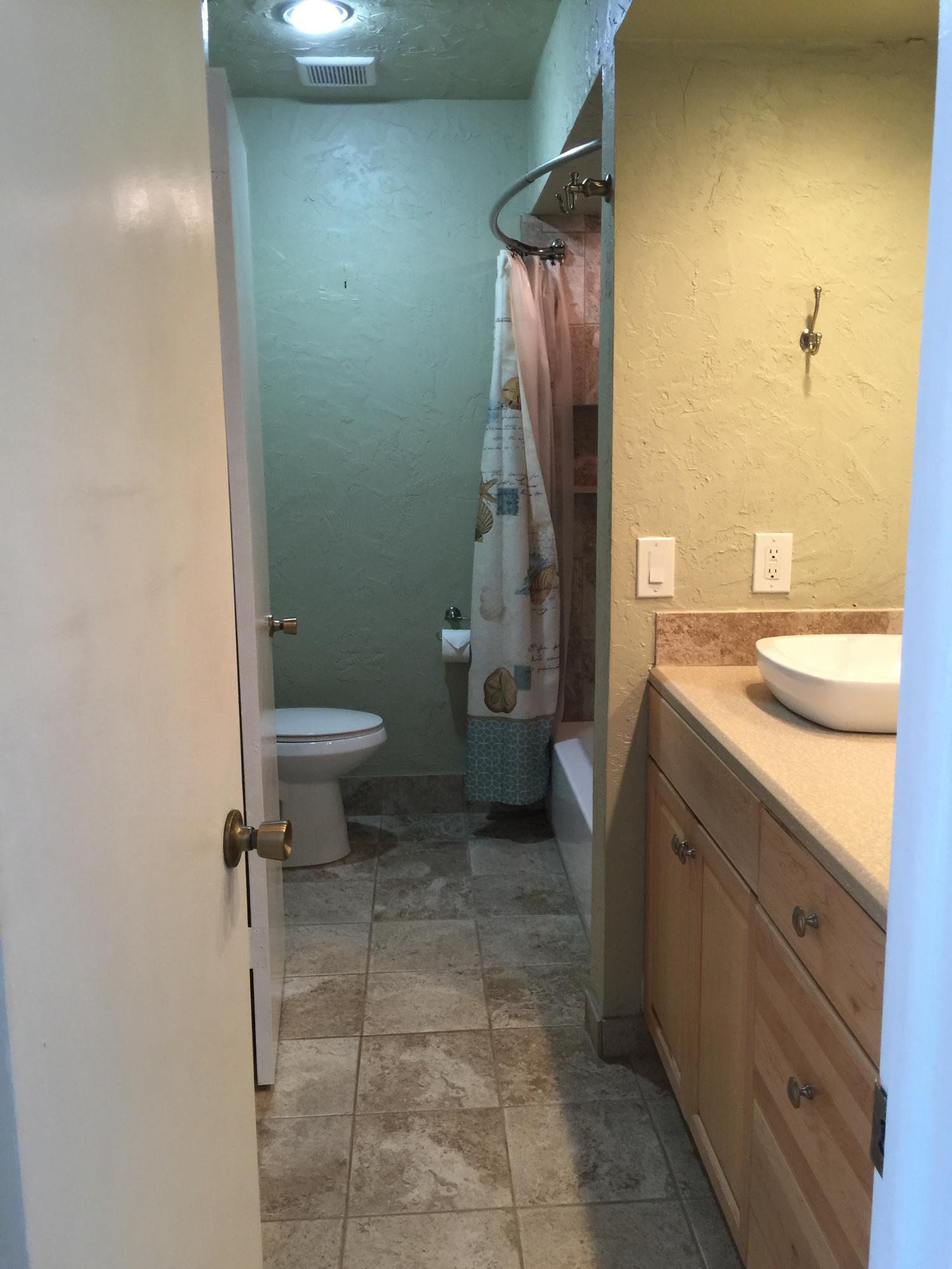 CEDAR GARDENS TOWNHOUSES - Residential Lease