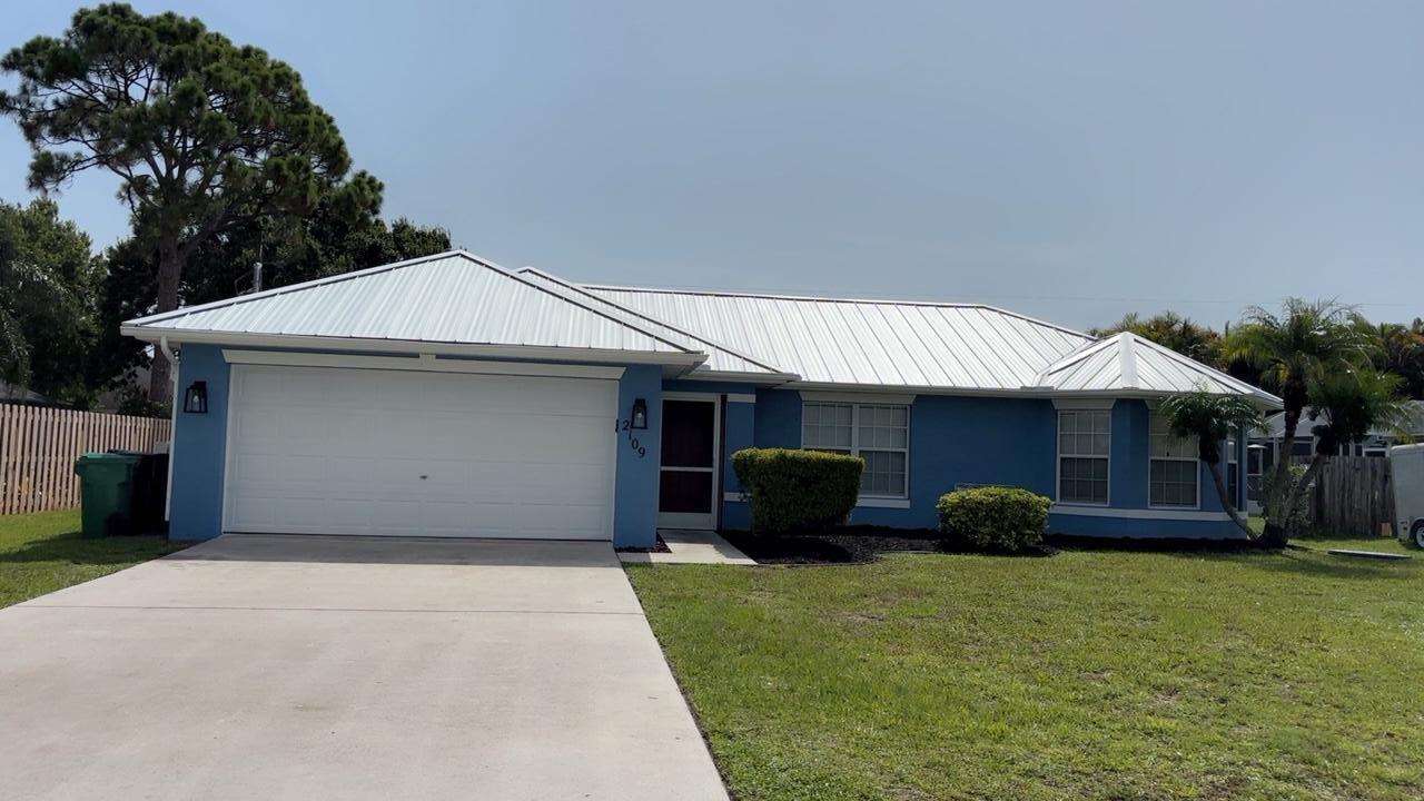 MOVE IN READY 3 BEDROOMS 2 BATHS, LOCATED IN A QUIET NEIGHBORHOOD,MINIUTES FROM THE BEACH, NEW METAL ROOF 2024, NEWER AC, FRESHLY PAINTED INSIDE OUT, NEW STAINLESS STEEL APPLIANCES,FORMAL LIVING ROOM AND DINING ROOM, FAMILY ROOM,, NEW BATHROOM VANITIES. NO HOA. ALL MEASUREMENT ARE APPROXIMATES SHOULD BE VERIFIED BY BUYER'S AGENT.